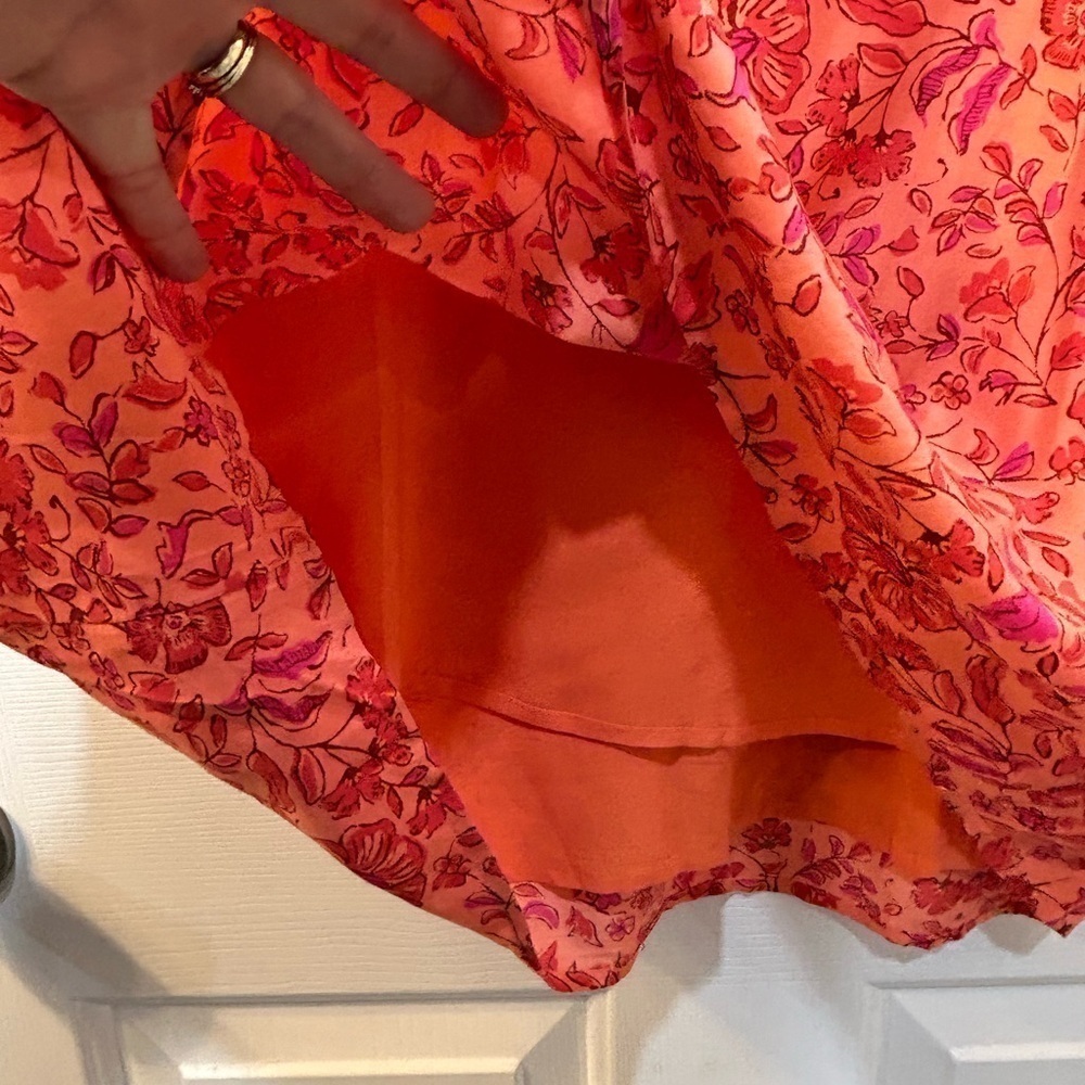 Vineyard Vines Silk Infused Floral Long Sleeve Dress Ruffle Shoulder Pintuck M - Picture 6 of 10